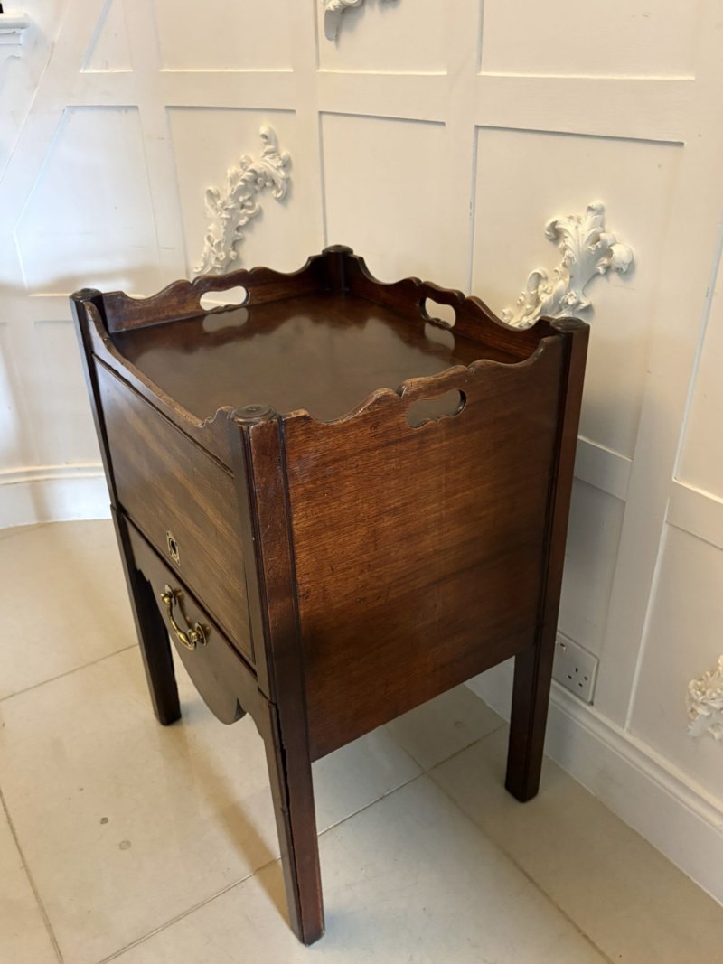 Antique Georgian Mahogany Tray Top Bedside Table Nightstand Lamp Table - Image 6